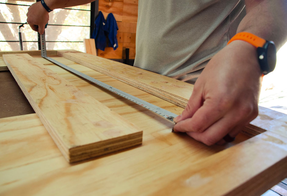 Расчёт количества листов фанеры в дальнейшем может избавить от лишних трат