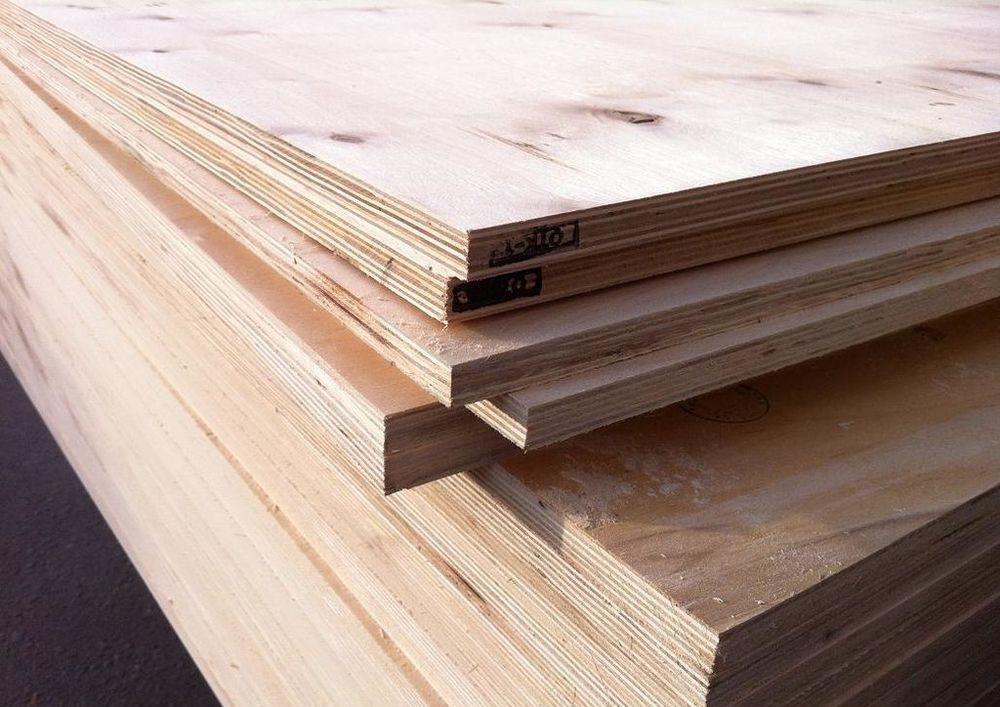 Советы по организации хранения фанерных листов на открытом воздухе: на что обратить внимание