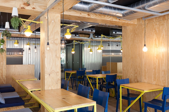 Использование фанеры на общественных участках